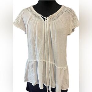 Dept 222 Womens Luxey Solid white with lace detail T-Shirt. Size medium
